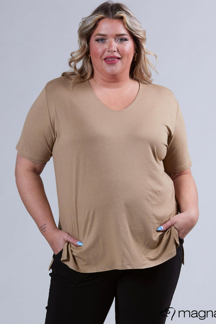 Magna Basic Top B-04 Zand Bruin