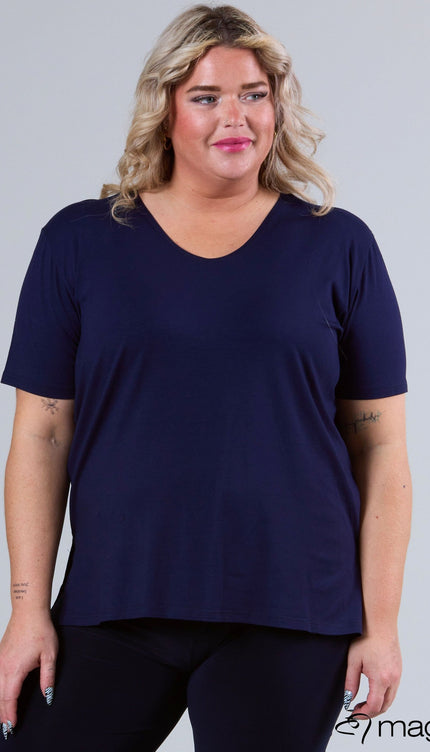 Magna Basic Top B-04 Navy Blauw