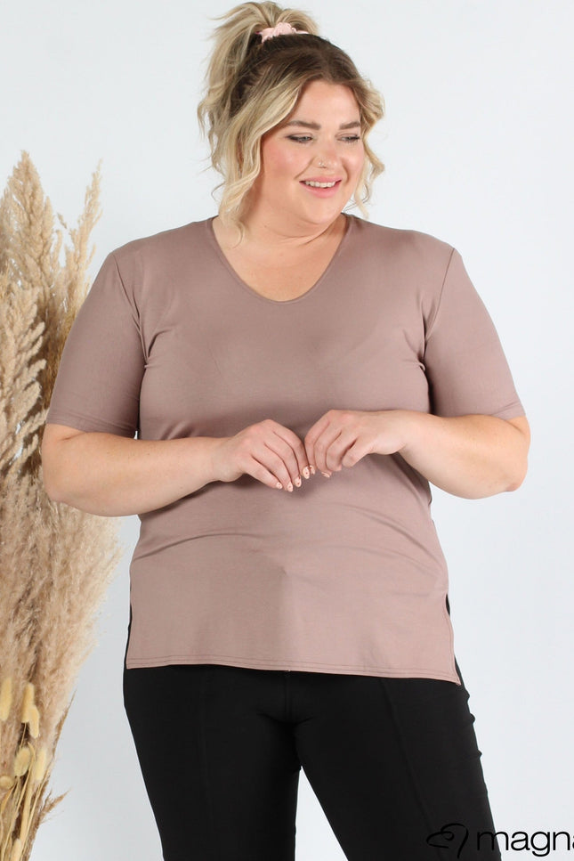 Magna Basic Top B-04 Taupe Bruin