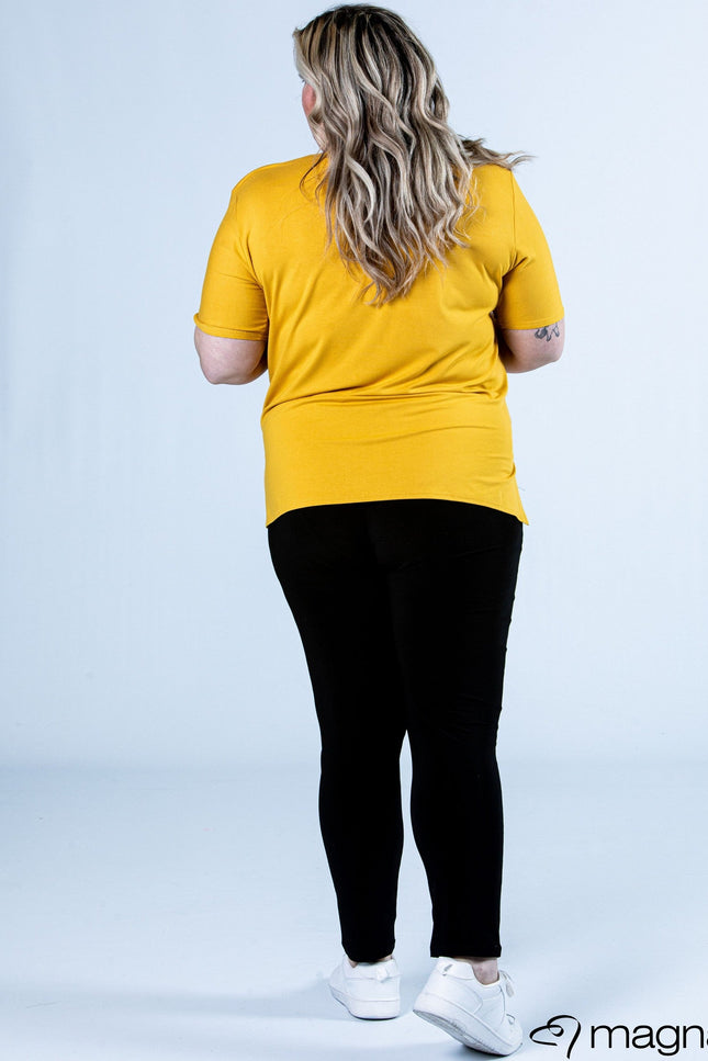 Magna Basic Top B-04 Banaan Geel