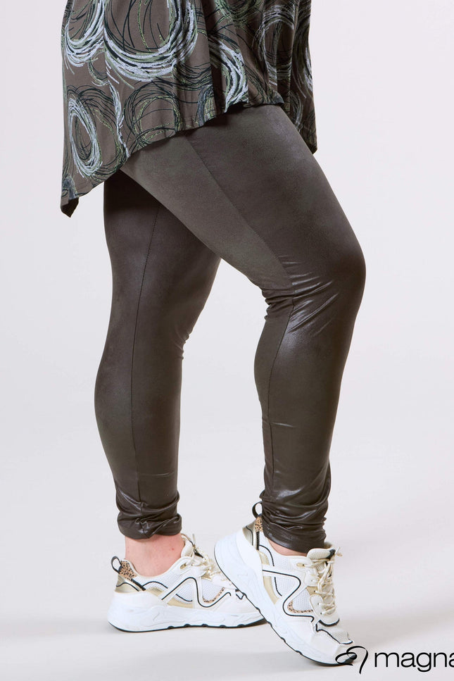 Magna Basic Legging  Leather Look F-23 Olijf Groen