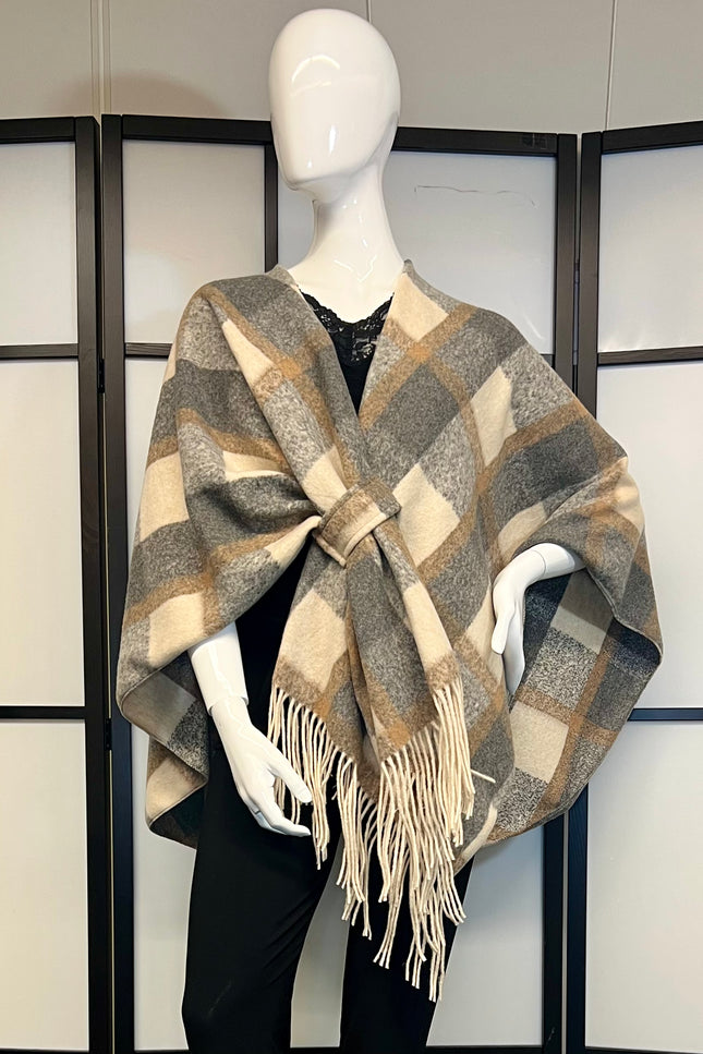 By Womano Poncho BW-01 Print