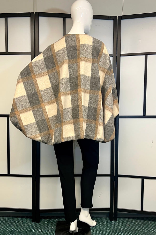 By Womano Poncho BW-01 Print