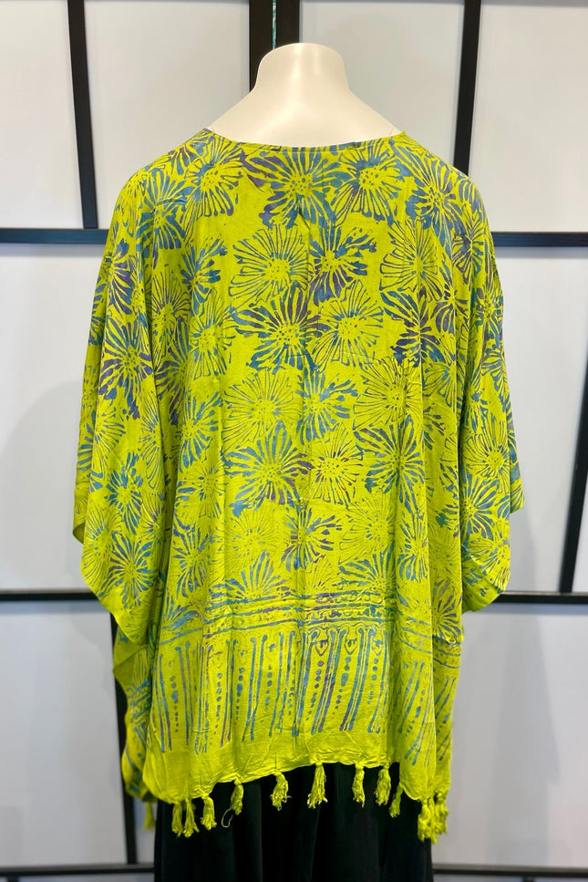 Normal Crazy Poncho Print