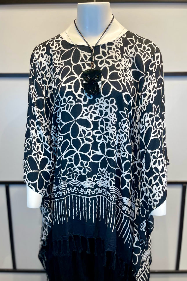 Normal Crazy Poncho Print