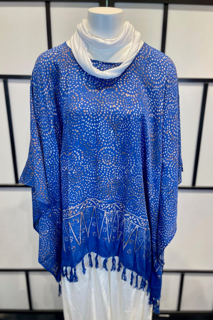 Normal Crazy Poncho Print