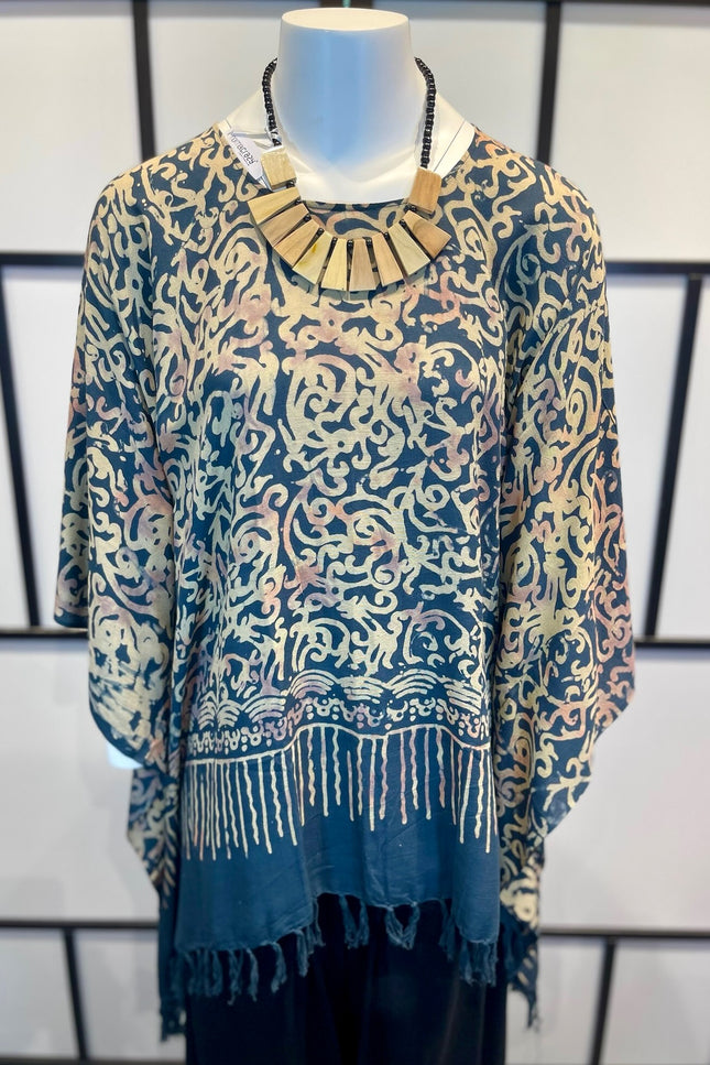 Normal Crazy Poncho Print