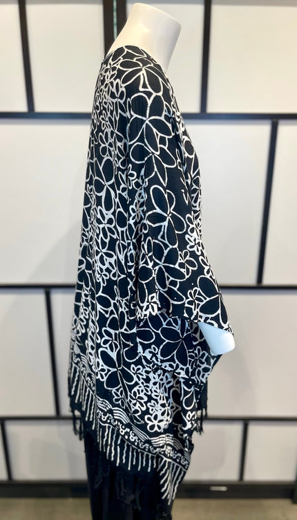 Normal Crazy Poncho Print