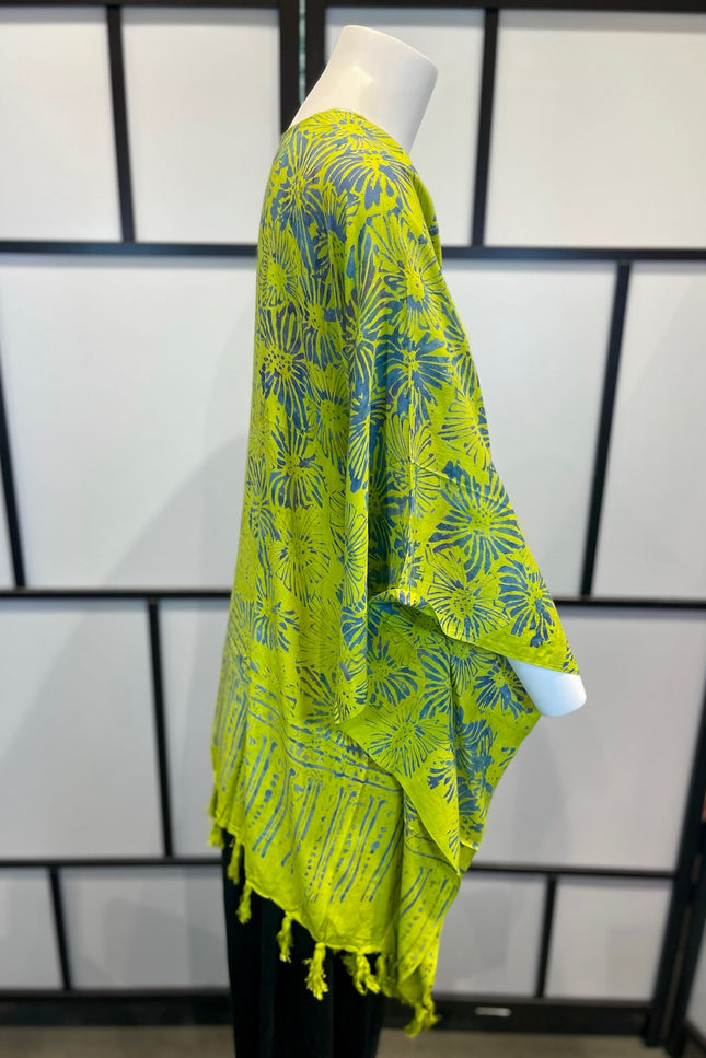 Normal Crazy Poncho Print