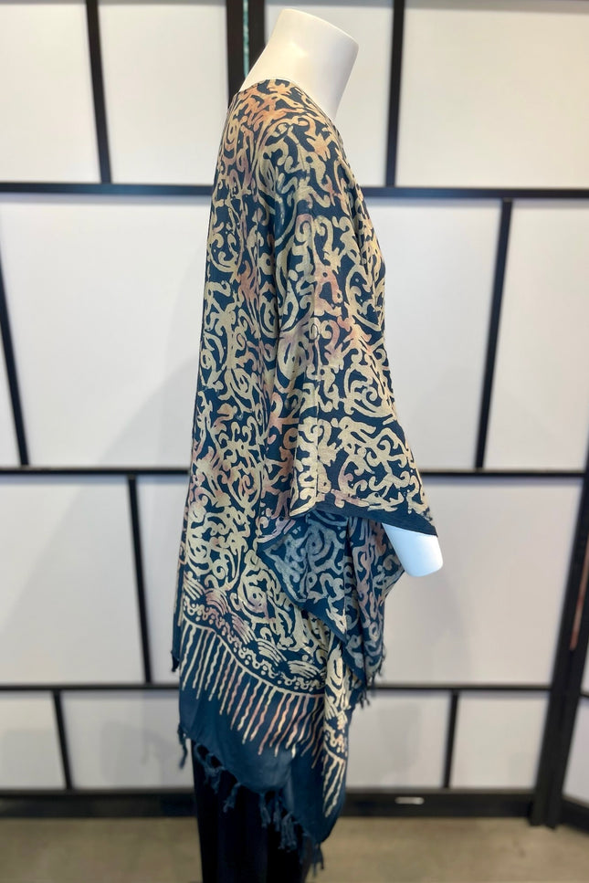 Normal Crazy Poncho Print