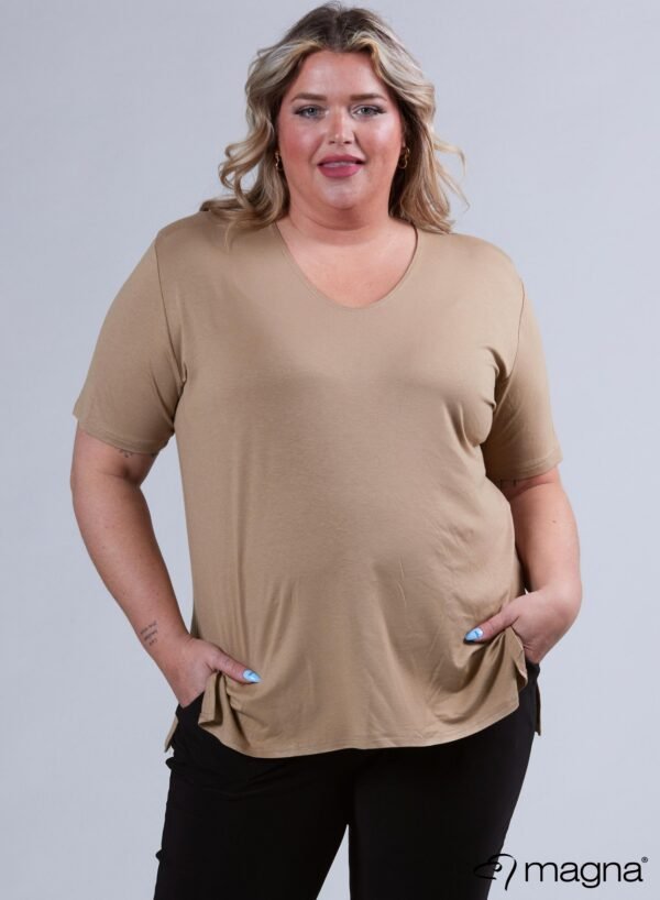 Magna Basic Top B-0004 Zand